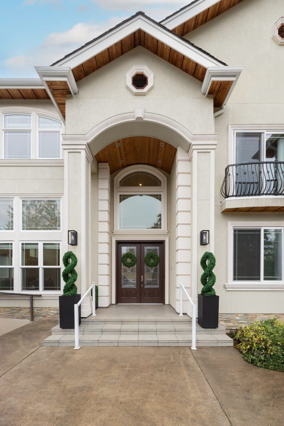 Bellevue Senior Living - Image 2